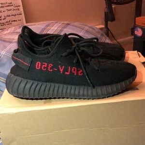 YEEZY 350 Boost Bred
